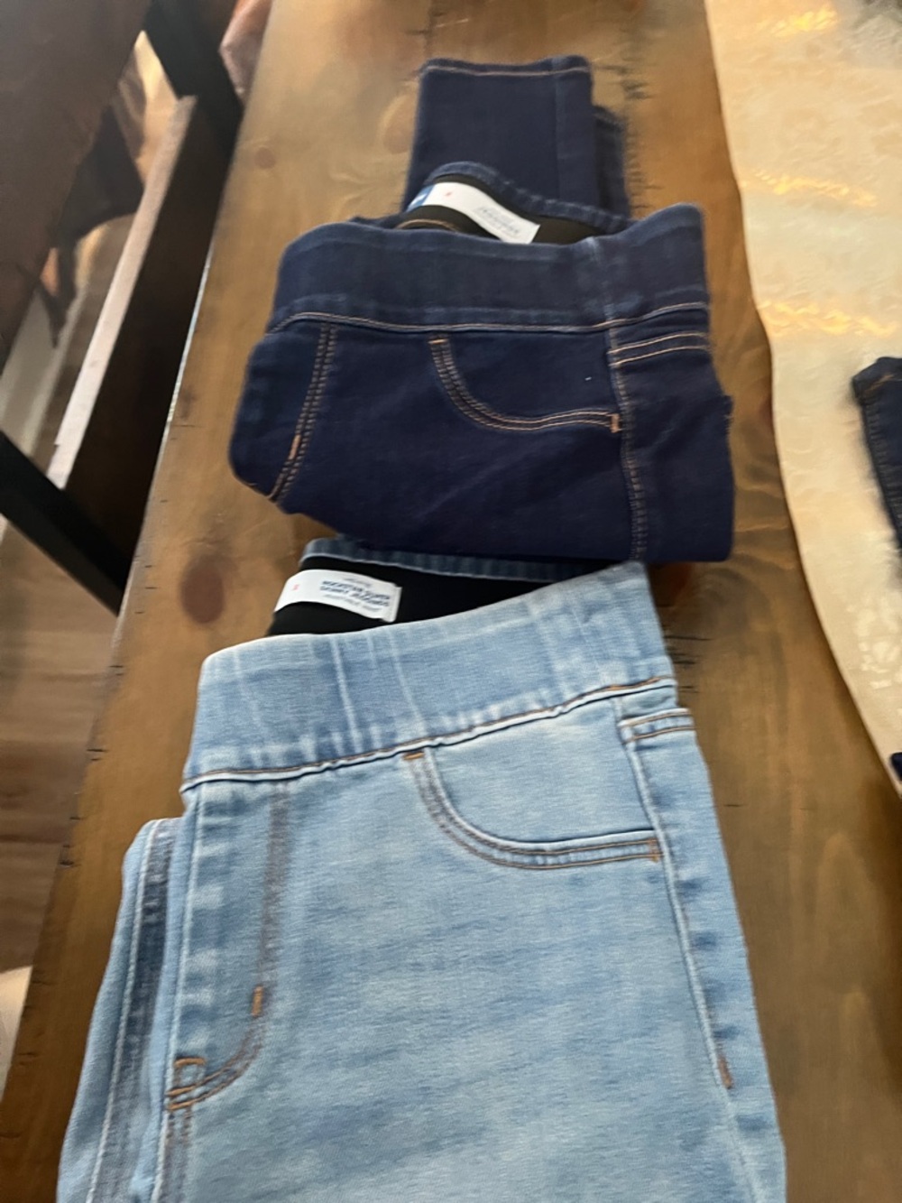 Old Navy Women’s Pull-On Jeggings in Light Blue and Dark Blue Denim